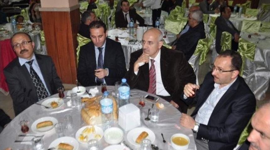 Sağlık G&ouml;n&uuml;ll&uuml;leri Derneği Sağlık &Ccedil;alışanlarını Unutmadı