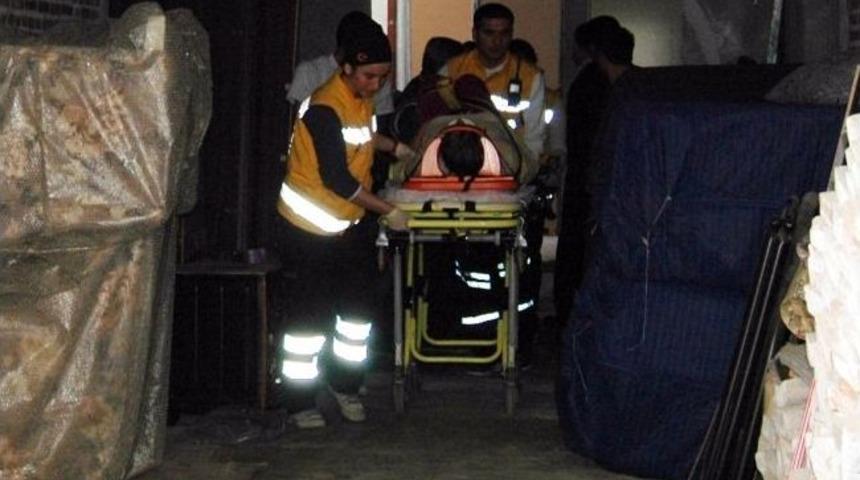 &Ccedil;atıdan Paspası Almak İsterken D&uuml;şt&uuml;