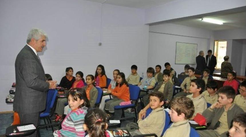 Başkan Sakallı &Ccedil;ocuklarla Buluştu