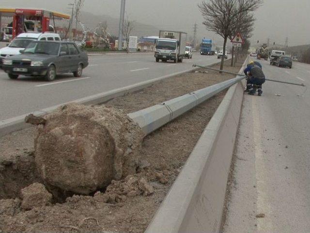 Lodos Başkent'i De Vurdu