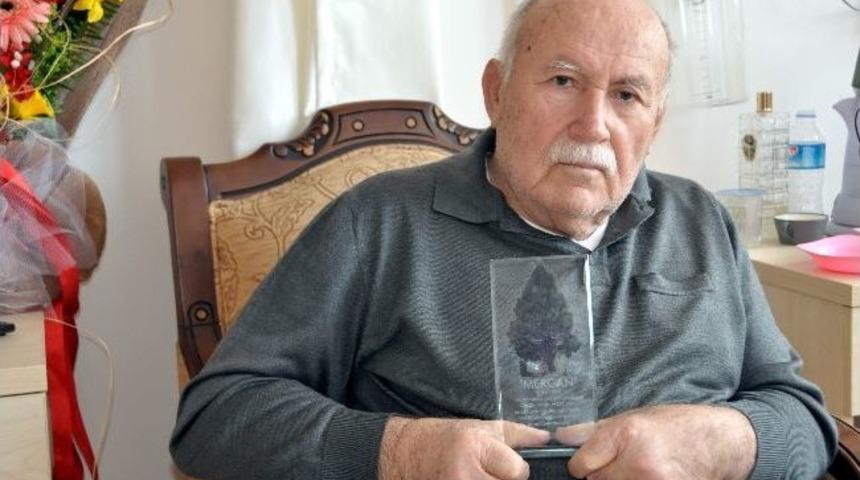Nafiz Mercan&rsquo;ın Adı 37 Yıllık Ağaca Verildi