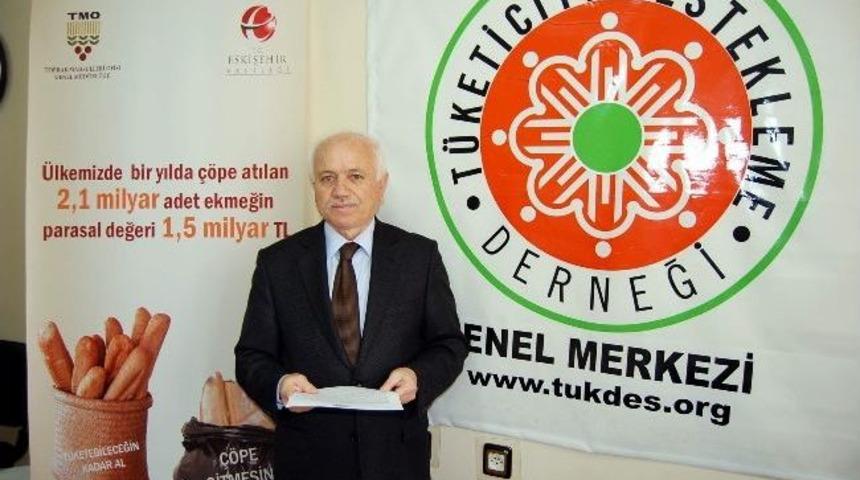 T&uuml;kdes Ekmek İsrafına Dikkat &Ccedil;ekti