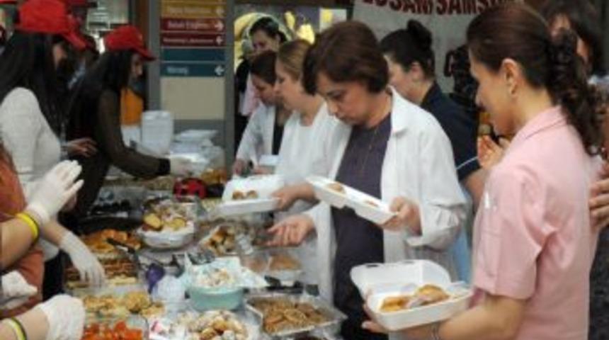 OM&Uuml; Personeli L&ouml;semili &Ccedil;ocuklar I&ccedil;in Seferber Oldu