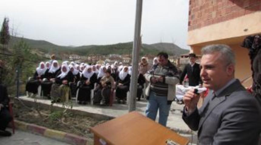 Boyabat M&uuml;ft&uuml;l&uuml;ğ&uuml; Karaca&ouml;ren K&ouml;y&uuml;ne Kuran Kursu A&ccedil;tı