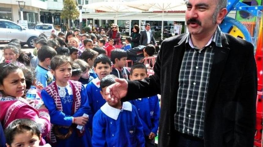 Hem Eğlendiler Hem İngilizce Öğrendiler