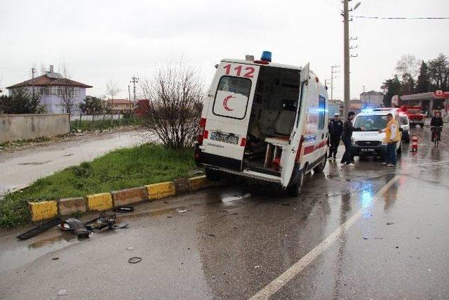Ambulans Kaza Yaptı 1