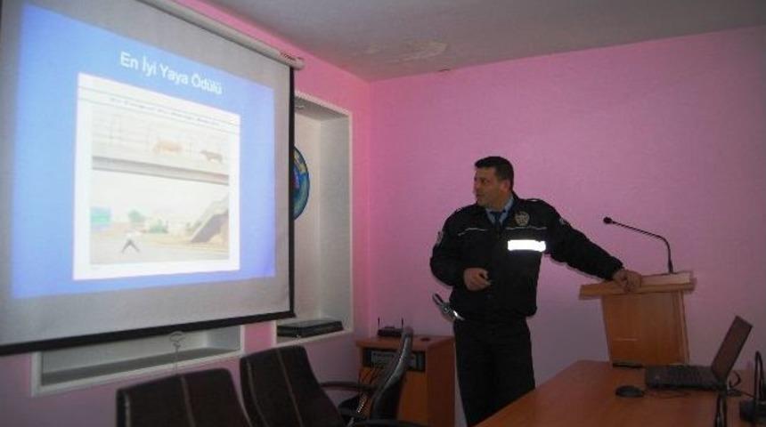 Emniyet M&uuml;d&uuml;rl&uuml;ğ&uuml;&rsquo;nden Vatandaşa Trafik Eğitimi