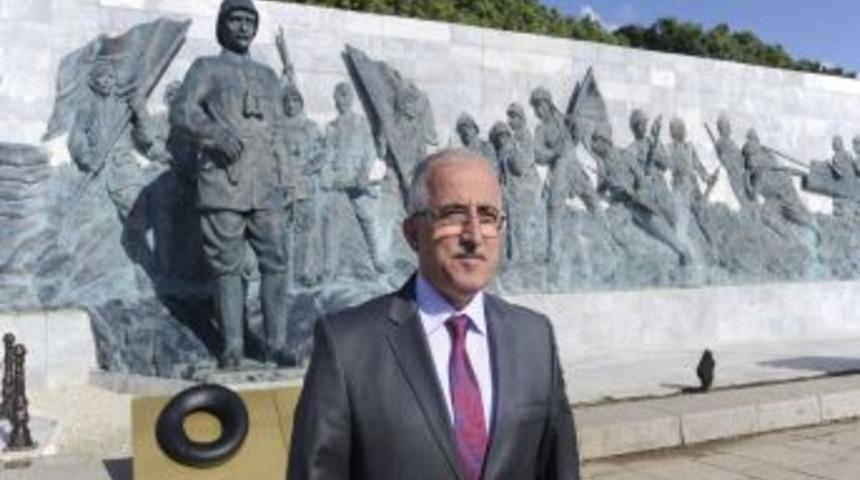 &Ccedil;anakkale Valisi Tuna: T&ouml;renler I&ccedil;in Gelecek Misafirlere Evlerinizi A&ccedil;ın