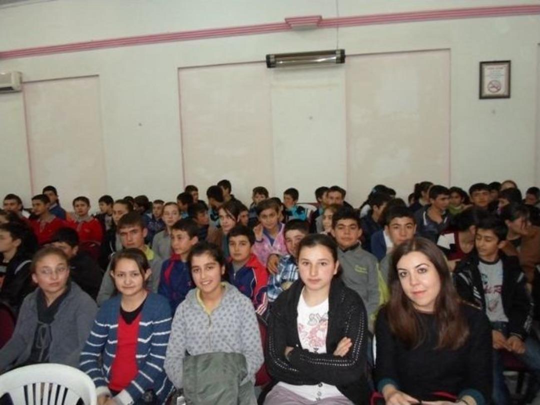 G&ouml;rdes&rsquo;te Bilgi Yarışması D&uuml;zenlendi