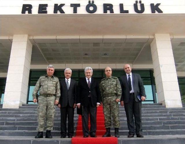 Tuğgeneral Yıldırım’dan Hkü’ye Ziyaret