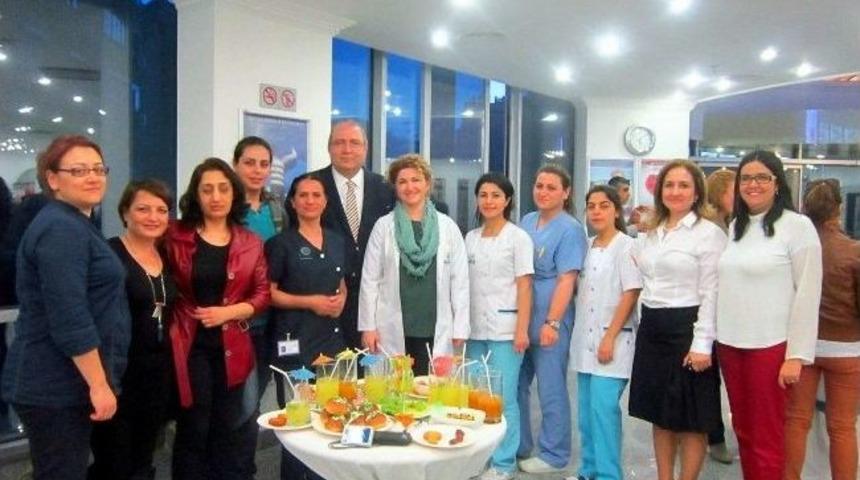 Unıversal Kuşadası Hastanesi&rsquo;nde Bayram &Ccedil;oşkusu