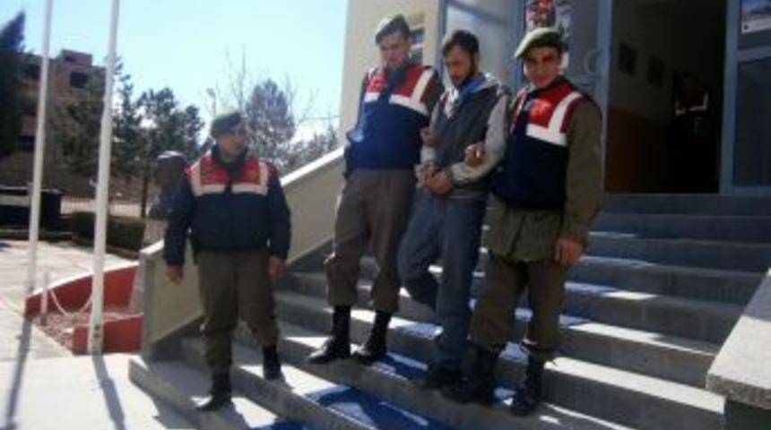 Telekom'un 750 Metre Telefon Kablosunu &Ccedil;aldı