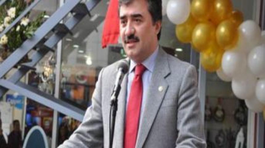 Hamarat, Teşekk&uuml;r Etti