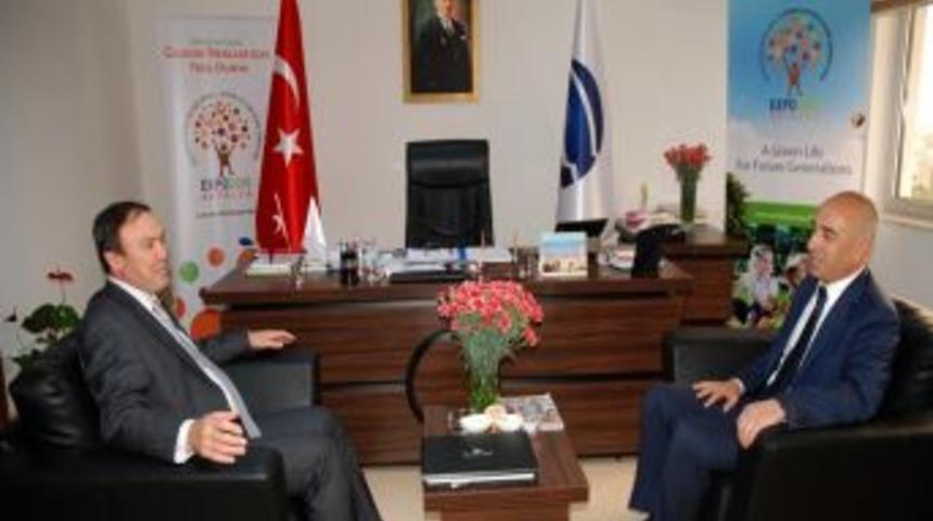 Rekt&ouml;r Kurtcephe, Expo 2016 Ajansı&rsquo;nı Ziyaret Etti