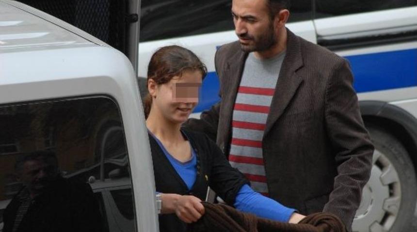 Evlerden Hırsızlık Yapan Kızlar Yakalandı