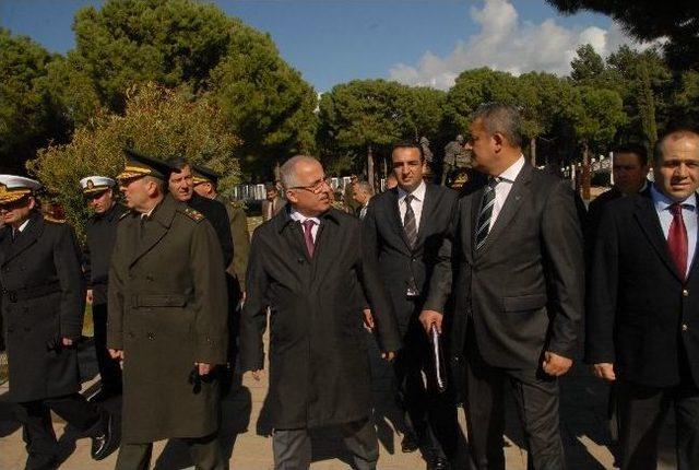 Çanakkale Valisinden ‘evinizi Açın’ Çağrısı