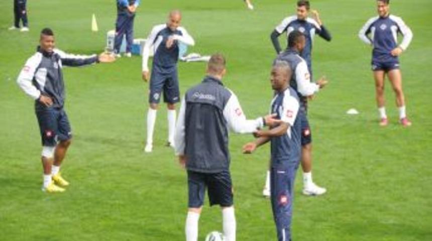 Kasımpaşa, Beşiktaş I&ccedil;in Kampa Girdi