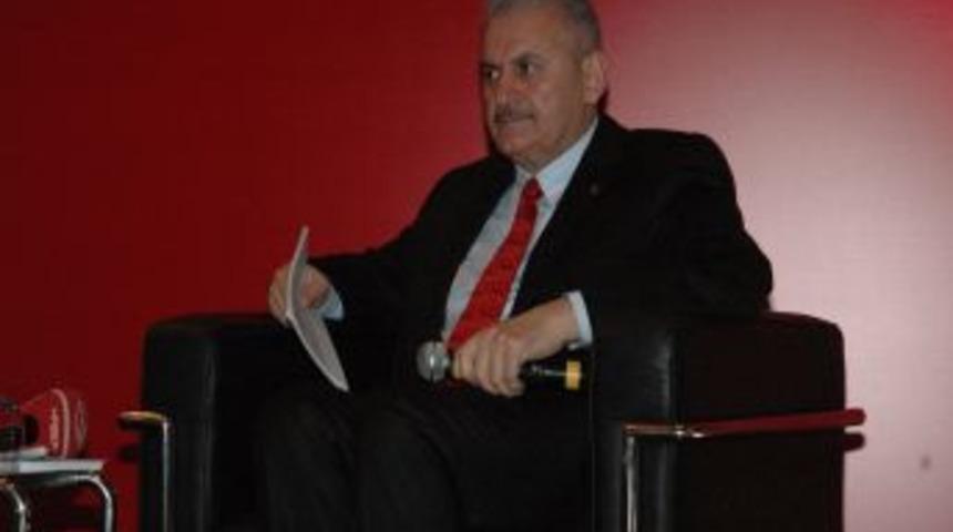 Bakan Yıldırım: İnternetin D&uuml;nyaya Dağılan 3 Merkezinden Biri İstanbul Olacak