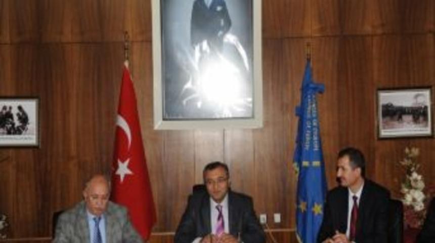 İ&ccedil;a-&ccedil;ift&ccedil;i Haftalar Sonra İlk Kez