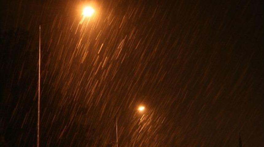 Edirne&rsquo;de Kar Yağışı