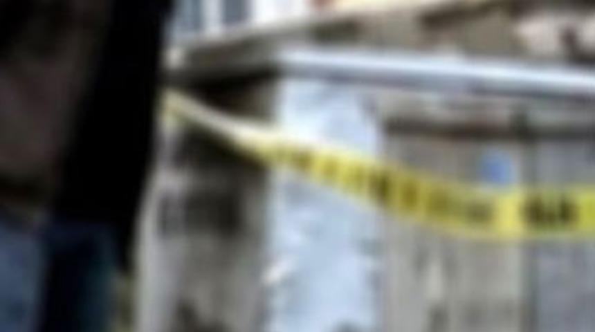 1 g&uuml;nl&uuml;k bebeği &ccedil;&ouml;pe attılar!