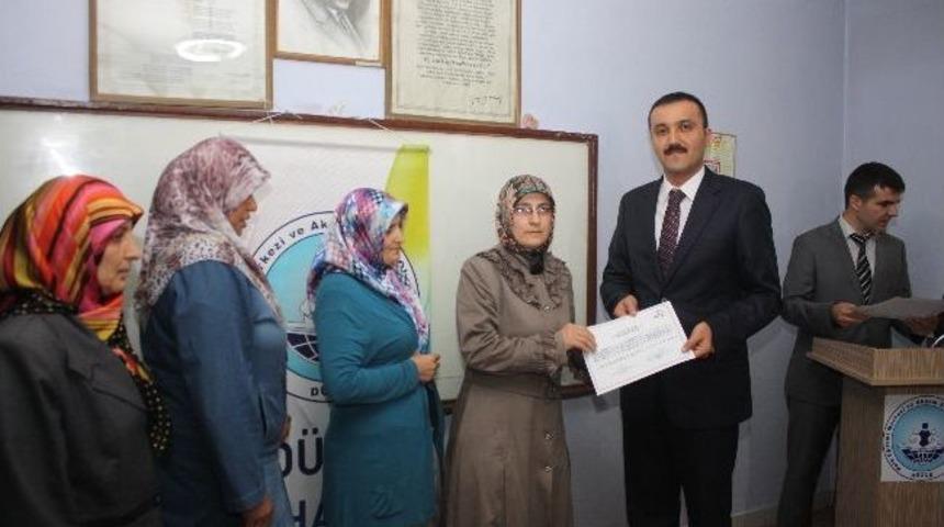 Bayan Arıcılar Sertifikalarını Aldılar