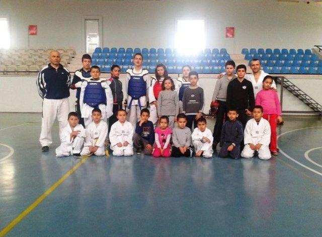 &Ccedil;ilimli Spor Salonu Boş Kalmıyor 2