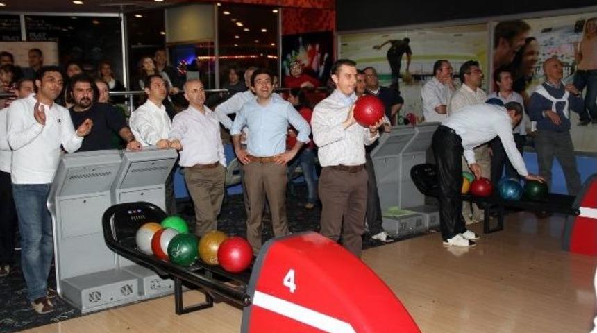 Doktorların Bowling Heyecanı