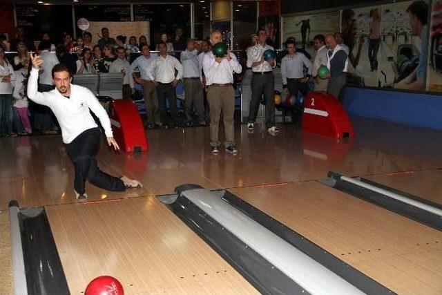 Doktorların Bowling Heyecanı