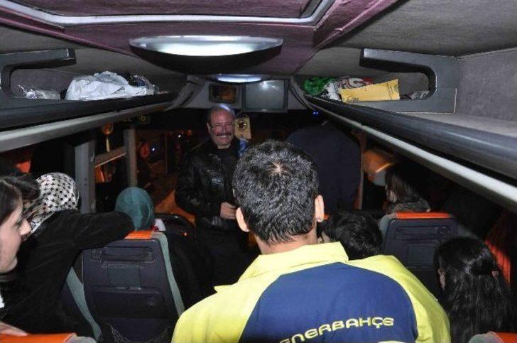 Kuşadası 256 Otobüs İle Şehitlere Gidiyor G4