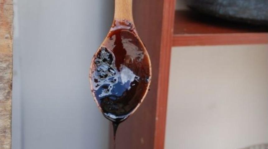 Y&uuml;z Yıllık Bal Bulundu