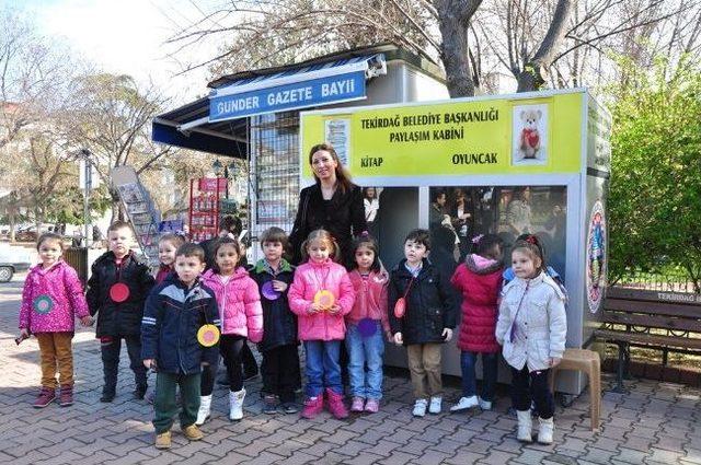 Tekirdağ Belediyesinden Oyuncak Ve Kitap Toplama Kampanyası