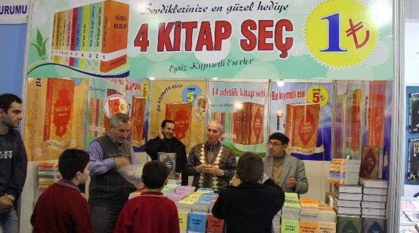 Bu Fuarda 4 Kitap 1 Lira