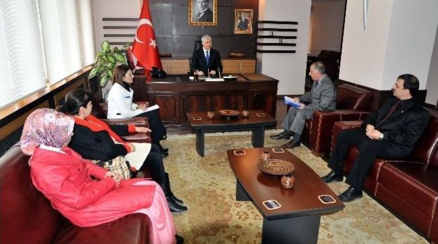 T&uuml;ketici Hakları G&uuml;n&uuml;