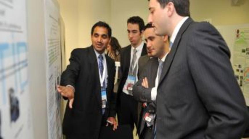 Tekstilciler Geleceklerini Tartışmak I&ccedil;in Bursa&rsquo;da Buluşuyor