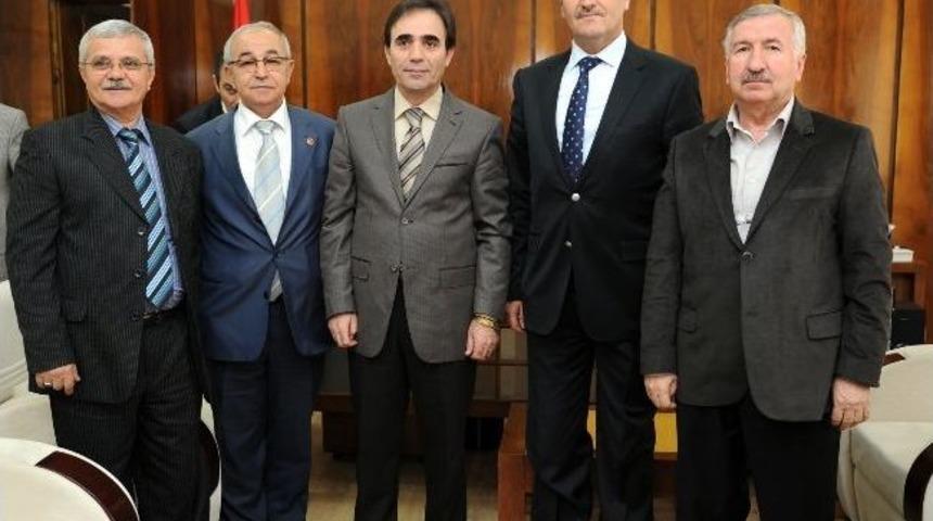 Osmangazi'de Kimsesizler Evi İ&ccedil;in İmzalar Atıldı