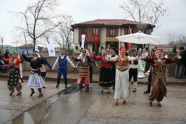 Yıldırım Belediyesi nden Karapınar a "mahalle Konağı" 1