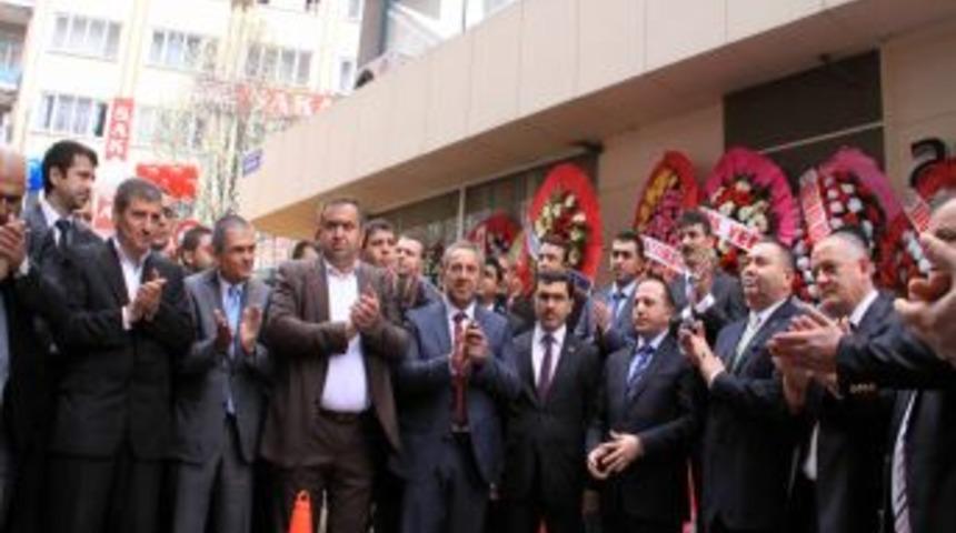 MEB Kabul Ederse, &Ouml;ğrenciler S&uuml;tten Sonra Okulda Ev Yemeği De Yiyecek