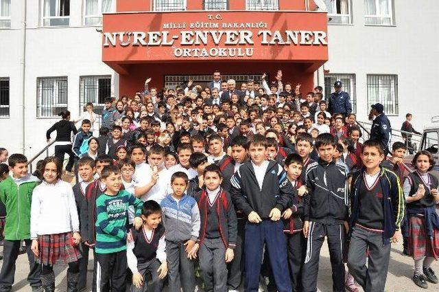 Başkan Tahmazoğlu Temizlik Kampanyasında 140 Okulu Ziyaret Etti 2