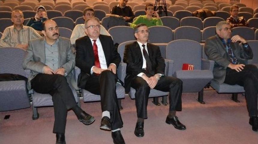 Kayseri Tabip Odasından &lsquo;t&uuml;t&uuml;nde Hekim Sorumluluğu&rsquo; Konulu Panel