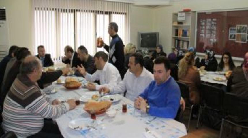 SAMED&rsquo;den Şehit Aileleri Ve Gazilere Vefa