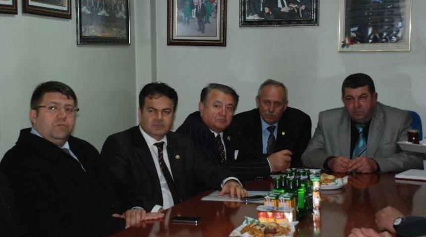 Mhp&rsquo;li Vekillerden Karacabey&rsquo;e Ziyaret