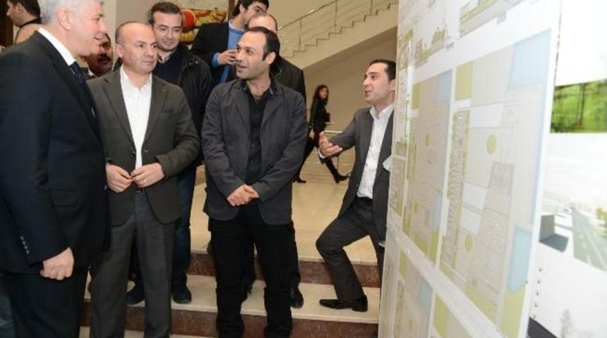 Belediye Yeni Hizmet Binası İ&ccedil;in Dezenlediği Mimari Proje Yarışmasına Katılan Esrler İ&ccedil;in Kolokyum D&uuml;zenledi