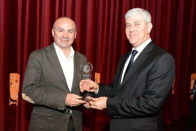 Belediye Yeni Hizmet Binası İ&ccedil;in Dezenlediği Mimari Proje Yarışmasına Katılan Esrler İ&ccedil;in Kolokyum D&uuml;zenledi 1