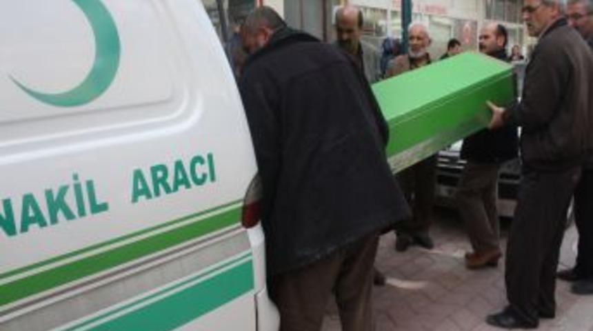 Pansiyonda Yalnız &Ouml;l&uuml;m