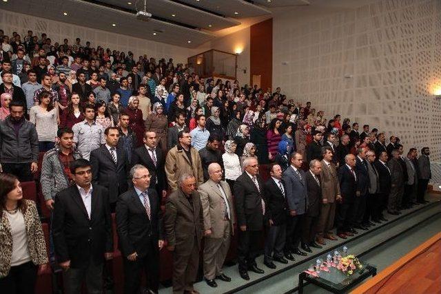 Adıyaman'da ‘istiklal Marşı Ve Mehmet Akif Ersoy’u Anma’ Konferansı