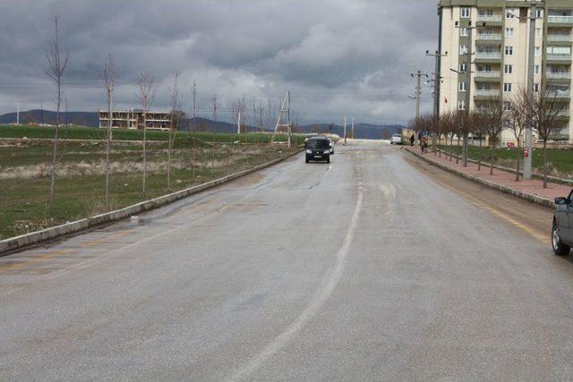 Başbakan Gelecek Diye Arazisinden Yol Geçirdiler, 8 Yıldır Geri Vermediler