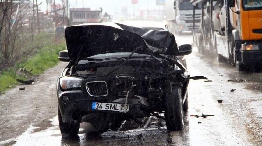 Cip Kamyona &Ccedil;arptı: 1 Yaralı