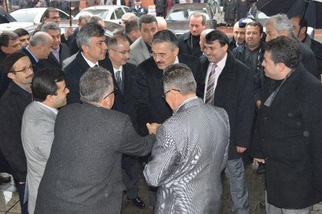 Çaycuma’da Tarımsal Ürünler Satış Mağazası Açılışını Vali Ayyıldız Yaptı 1