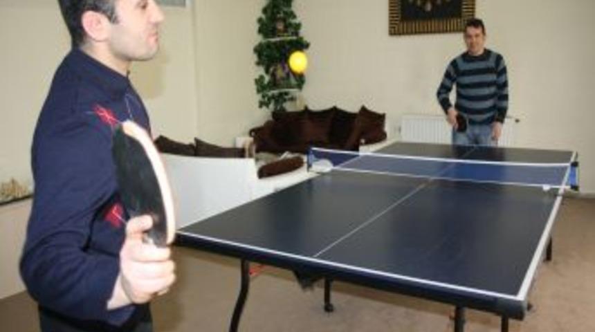 Kars&rsquo;ın Ilk Langırt Ve Air Hockey Turnuvasını STK&rsquo;lar D&uuml;zenliyor